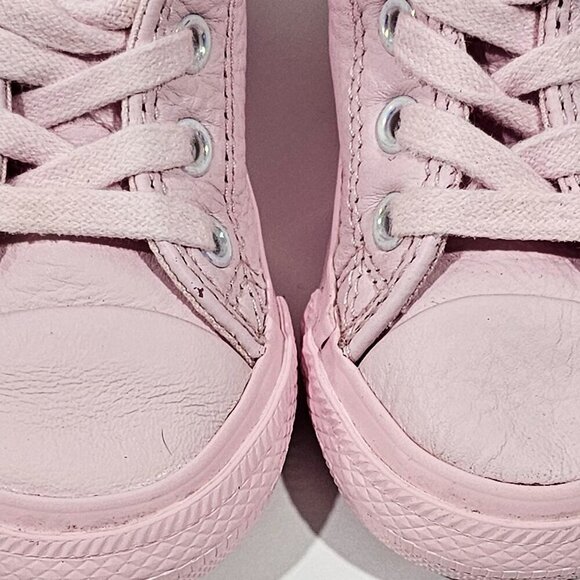Converse Girl Baby Toddler Pink Leather Size 5 Sneakers - Picture 4 of 11